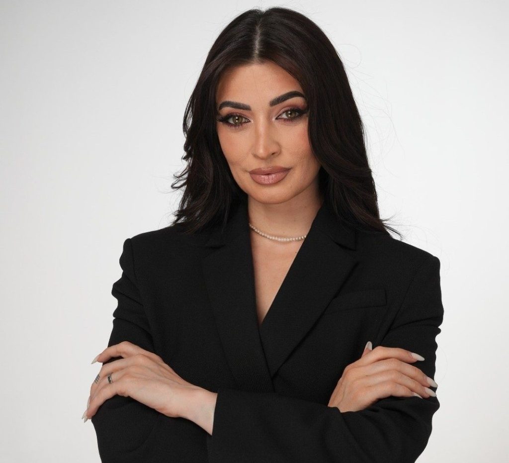 Găsește studio-uri în locații excelente, cu ajutorul Manuelei Halasag de la REMAX Klass