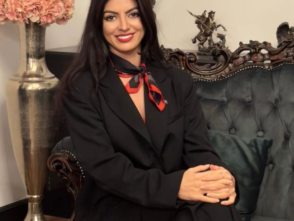Carmen Macovei, fondator Pro-HR.ro, oferă consultanță HR personalizată pentru startup-uri