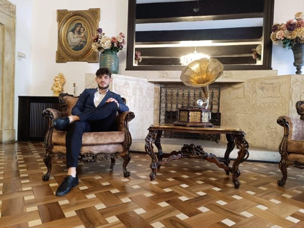 Cum construiește Vlad Augustin reputația clienților prin apariții media în publicațiile EkoGroup